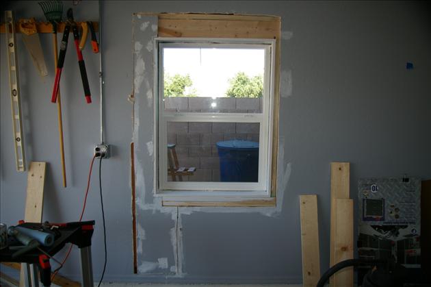4-29-07 Garge Workshop - Installing Window